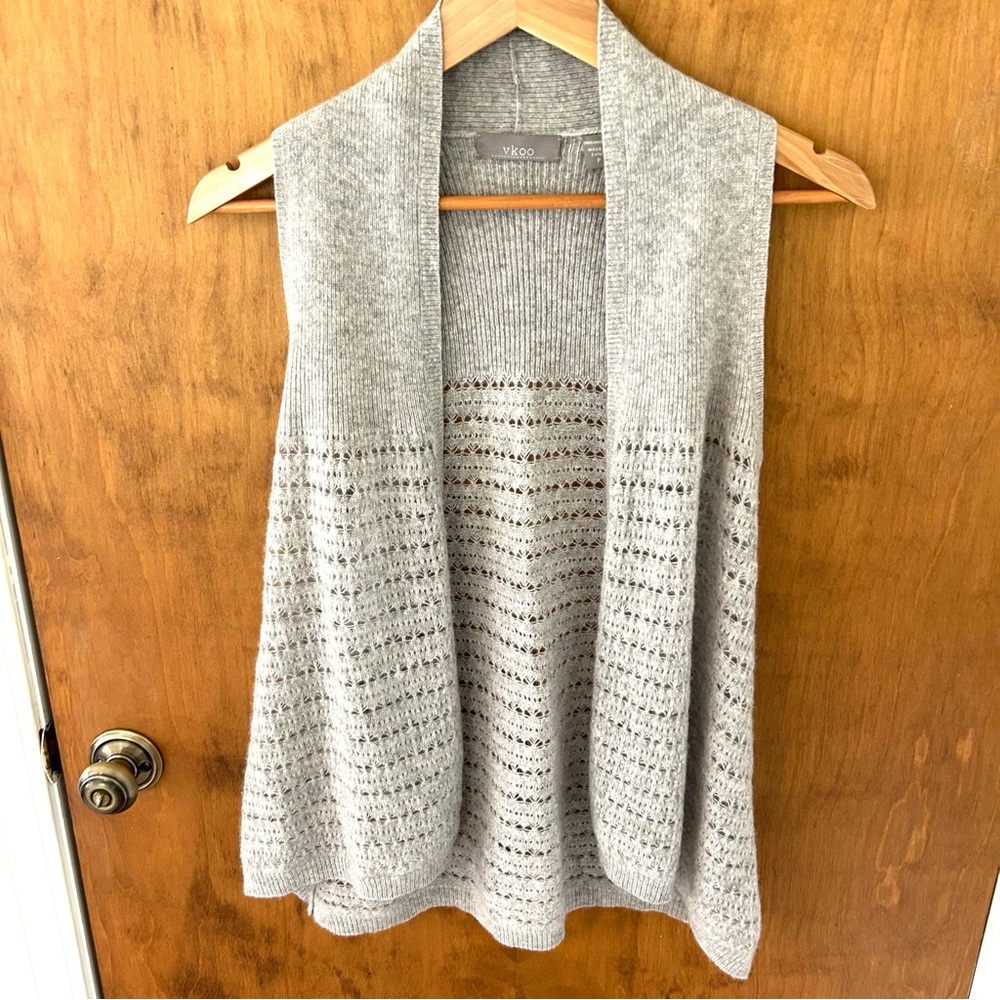 VKOO Crochet Cashmere Shrug Drape Vest. Size Small.